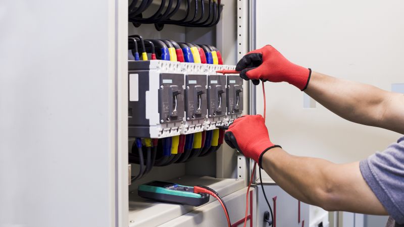 Circuit Breaker Replacement in Pasadena, CA